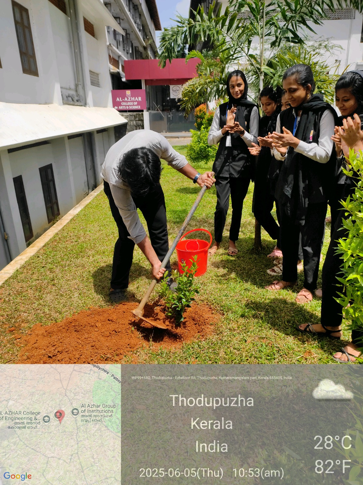 PLANTING SAPLINGS BY NSS VOLUNTEERS